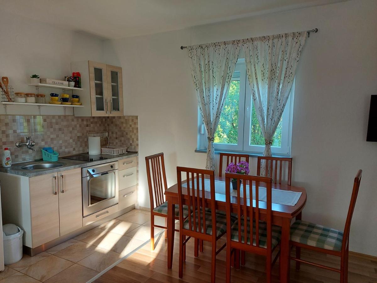 Apartment Rosie Смолянац Экстерьер фото